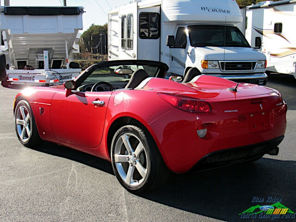 2008 Solstice Roadster - Aggressive Red / Ebony photo #3