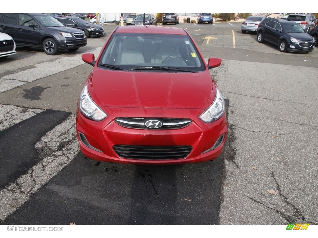 2016 Accent SE Sedan - Boston Red / Gray photo #2