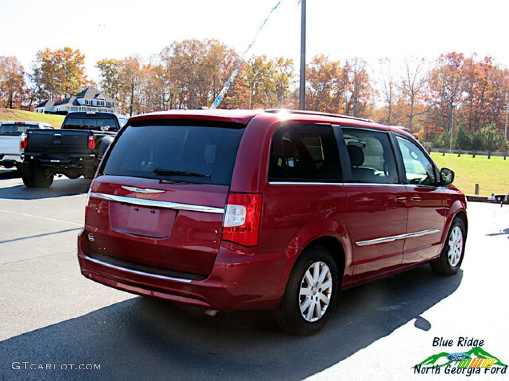 2014 Town & Country Touring - Deep Cherry Red Crystal Pearl / Dark Frost Beige/Medium Frost Beige photo #5