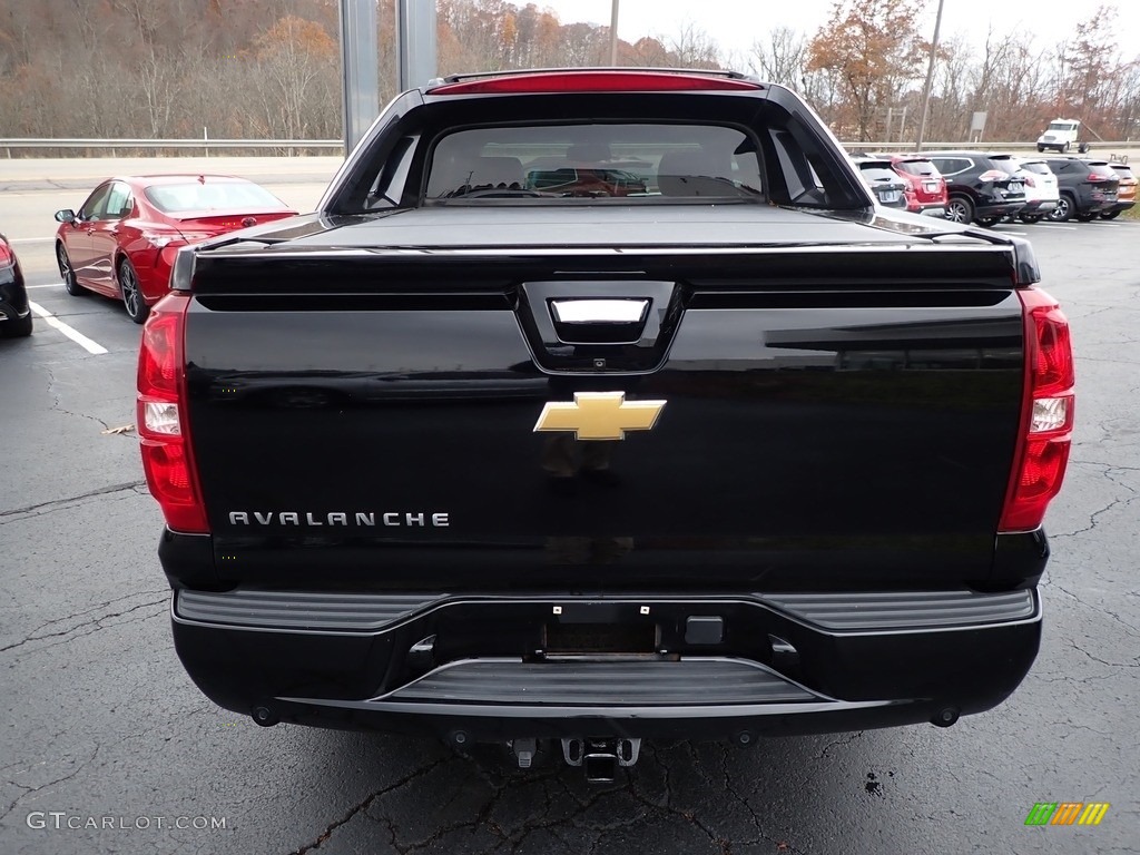 2013 Avalanche LT 4x4 - Black / Ebony photo #10