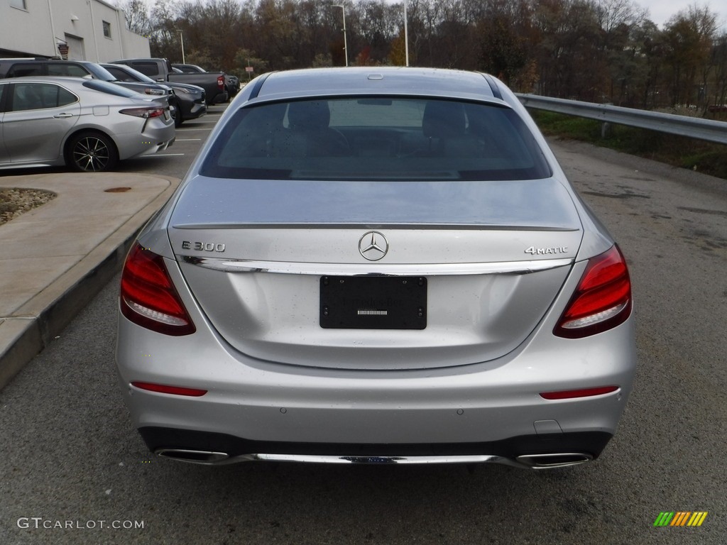 2018 E 300 4Matic Sedan - Diamond Silver Metallic / Black photo #12