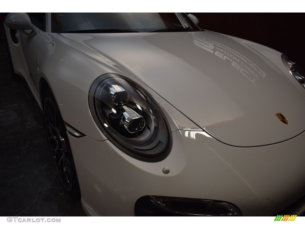 2014 911 Turbo S Coupe - White / Black photo #8
