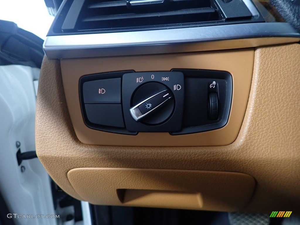 2015 BMW 4 Series 435i xDrive Convertible Controls Photos