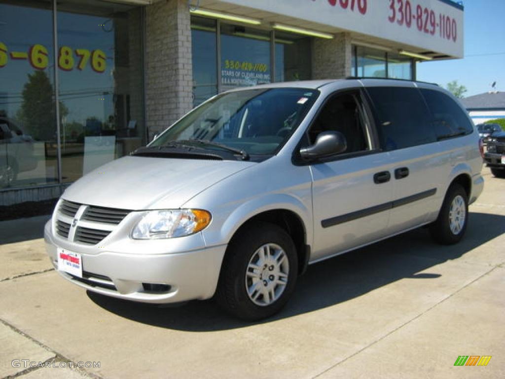 2005 Grand Caravan SE - Bright Silver Metallic / Medium Slate Gray photo #1