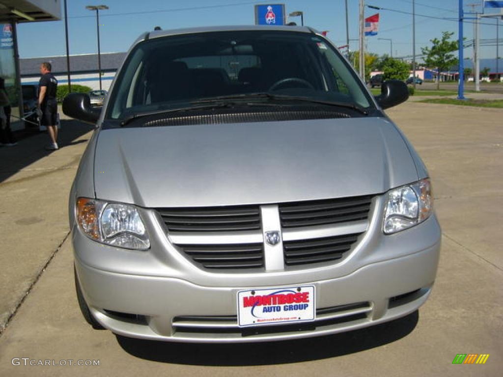 2005 Grand Caravan SE - Bright Silver Metallic / Medium Slate Gray photo #7
