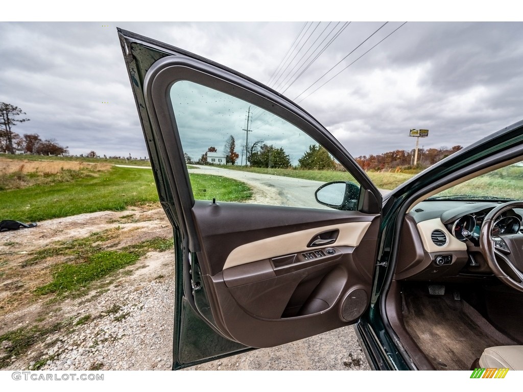 2014 Cruze LTZ - Black Granite Metallic / Jet Black/Brick photo #20