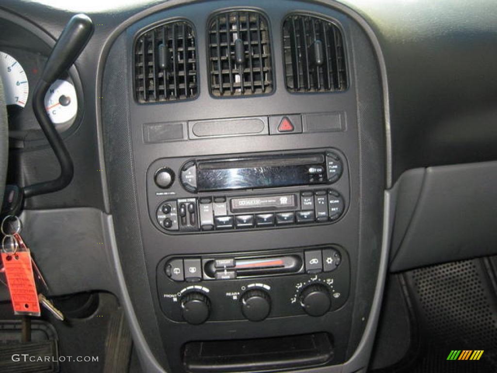 2005 Grand Caravan SE - Bright Silver Metallic / Medium Slate Gray photo #22