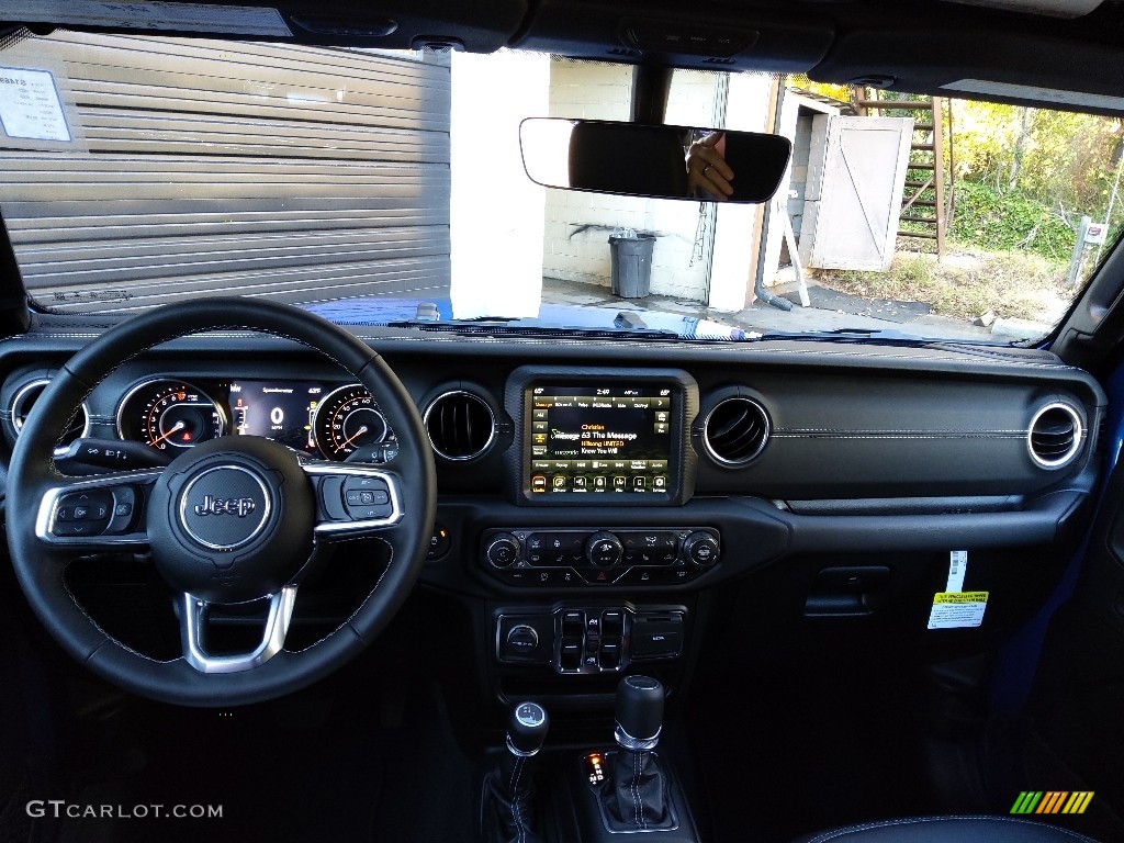 2021 Gladiator Overland 4x4 - Hydro Blue Pearl / Black photo #18