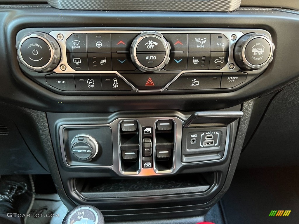 2021 Jeep Wrangler Unlimited Willys 4x4 Controls Photo #143252150