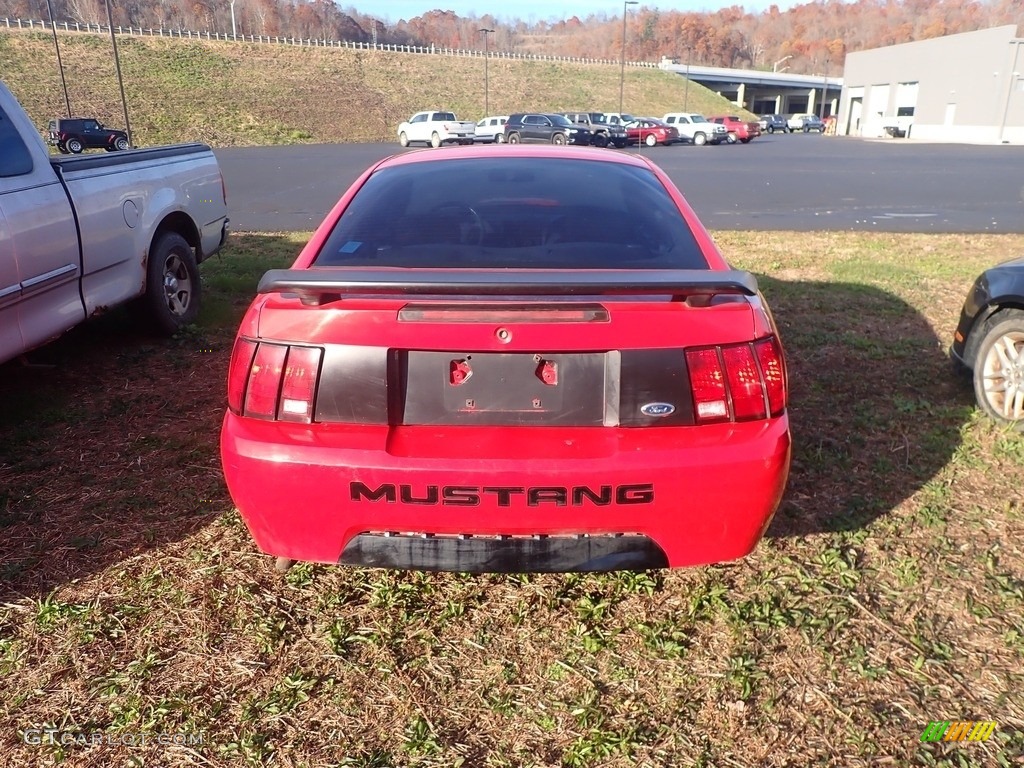 2004 Mustang V6 Coupe - Torch Red / Dark Charcoal photo #10