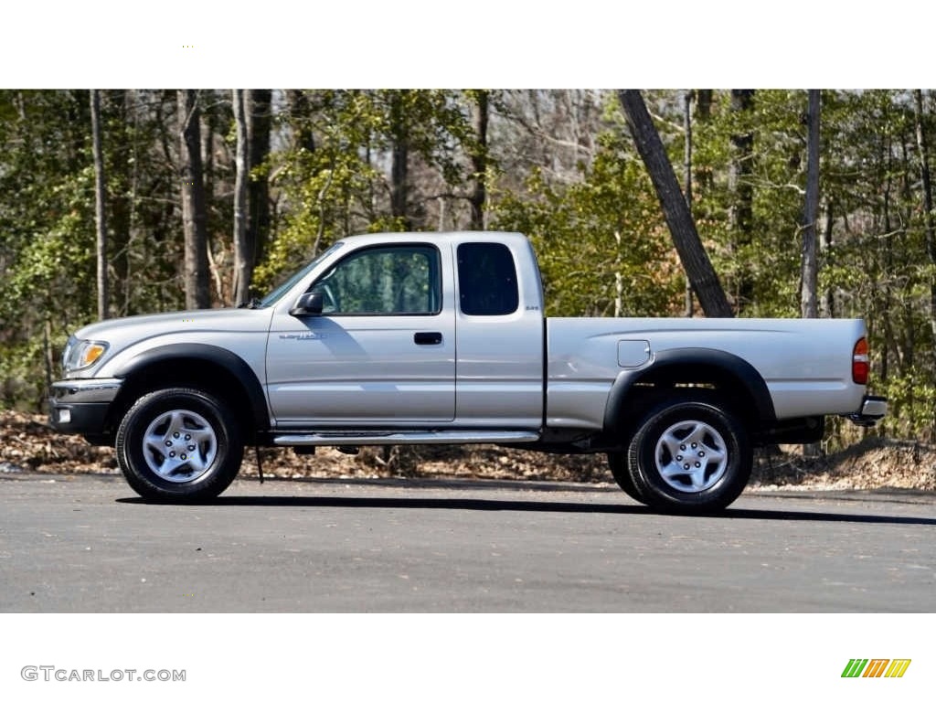 2004 Tacoma V6 Xtracab 4x4 - Lunar Mist Metallic / Charcoal photo #9