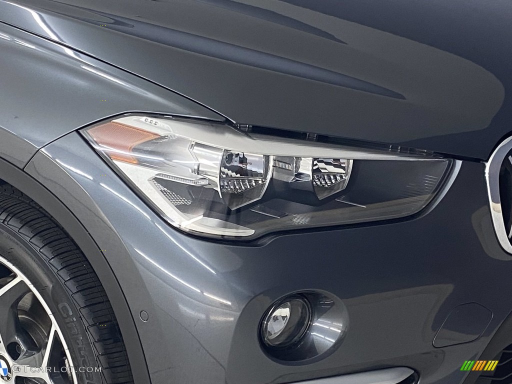 2018 X1 sDrive28i - Mineral Grey Metallic / Black photo #5
