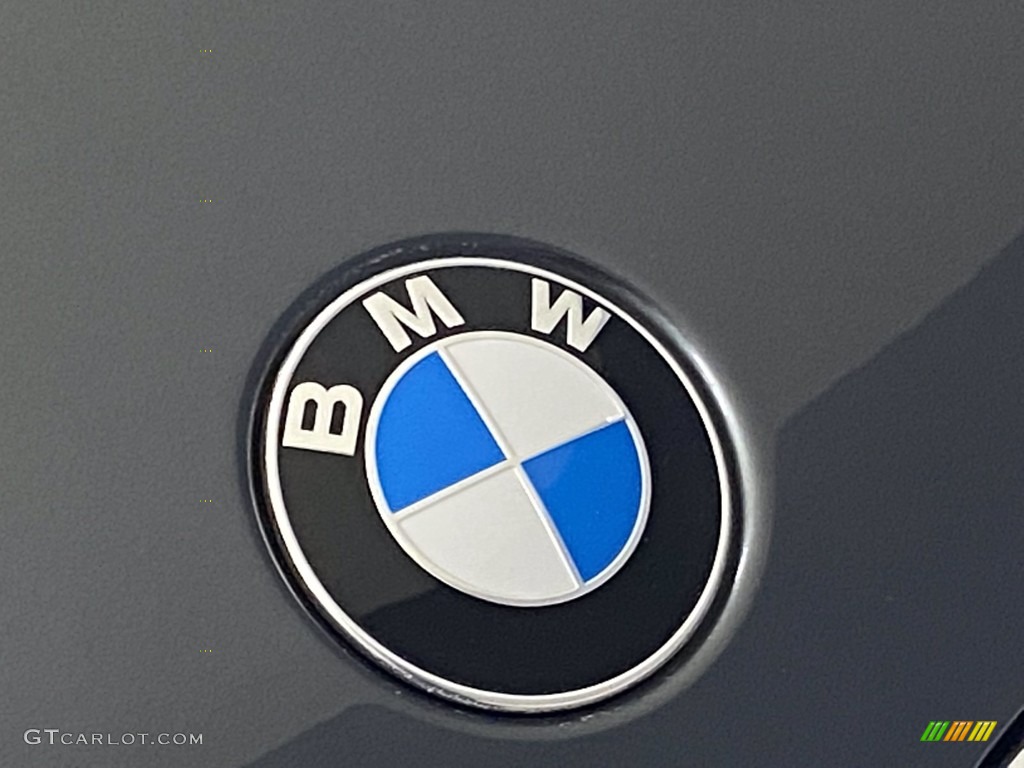2018 X1 sDrive28i - Mineral Grey Metallic / Black photo #6