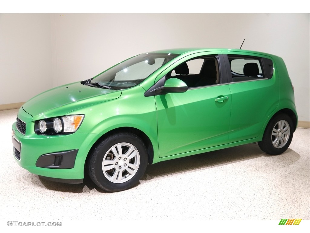 2016 Sonic LT Hatchback - Dragon Green Metallic / Jet Black/Dark Titanium photo #3