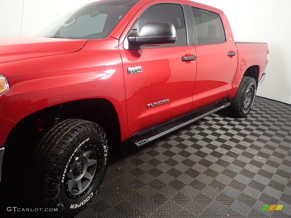 2017 Tundra SR5 CrewMax 4x4 - Barcelona Red Metallic / Black photo #11