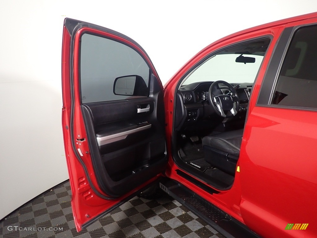 2017 Tundra SR5 CrewMax 4x4 - Barcelona Red Metallic / Black photo #20
