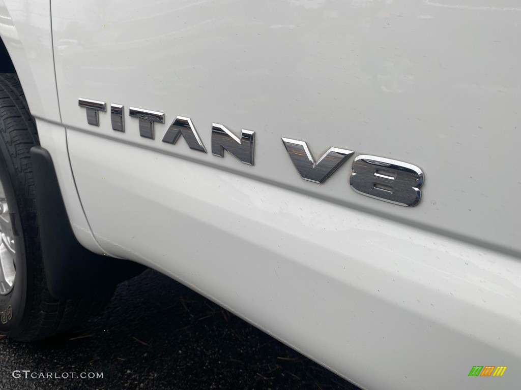 2019 Titan SV Crew Cab 4x4 - Glacier White / Black photo #43