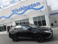 Labrador Black Metallic - Outlander SE Photo No. 2