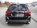 Labrador Black Metallic - Outlander SE Photo No. 6