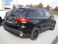 Labrador Black Metallic - Outlander SE Photo No. 7