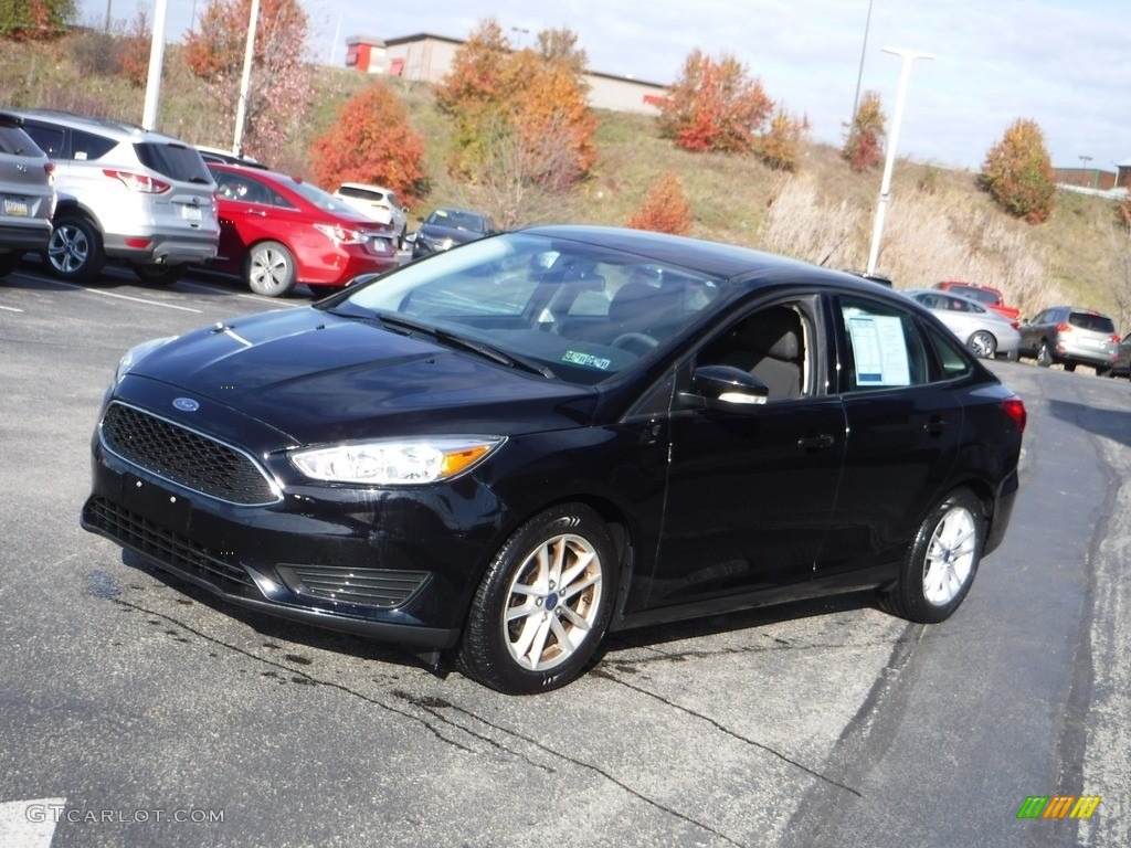 2016 Focus SE Sedan - Shadow Black / Charcoal Black photo #4