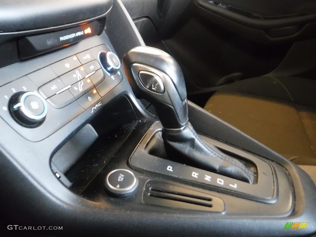 2016 Focus SE Sedan - Shadow Black / Charcoal Black photo #14