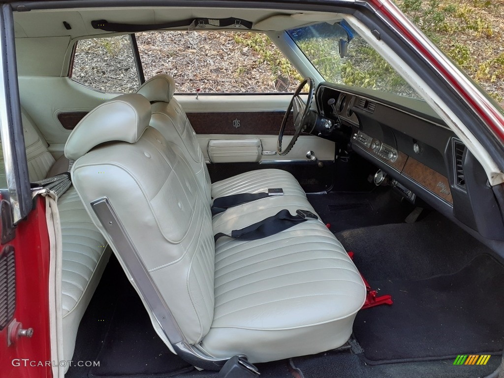 1970 Oldsmobile Cutlass Supreme Hardtop Coupe Interior Color Photos