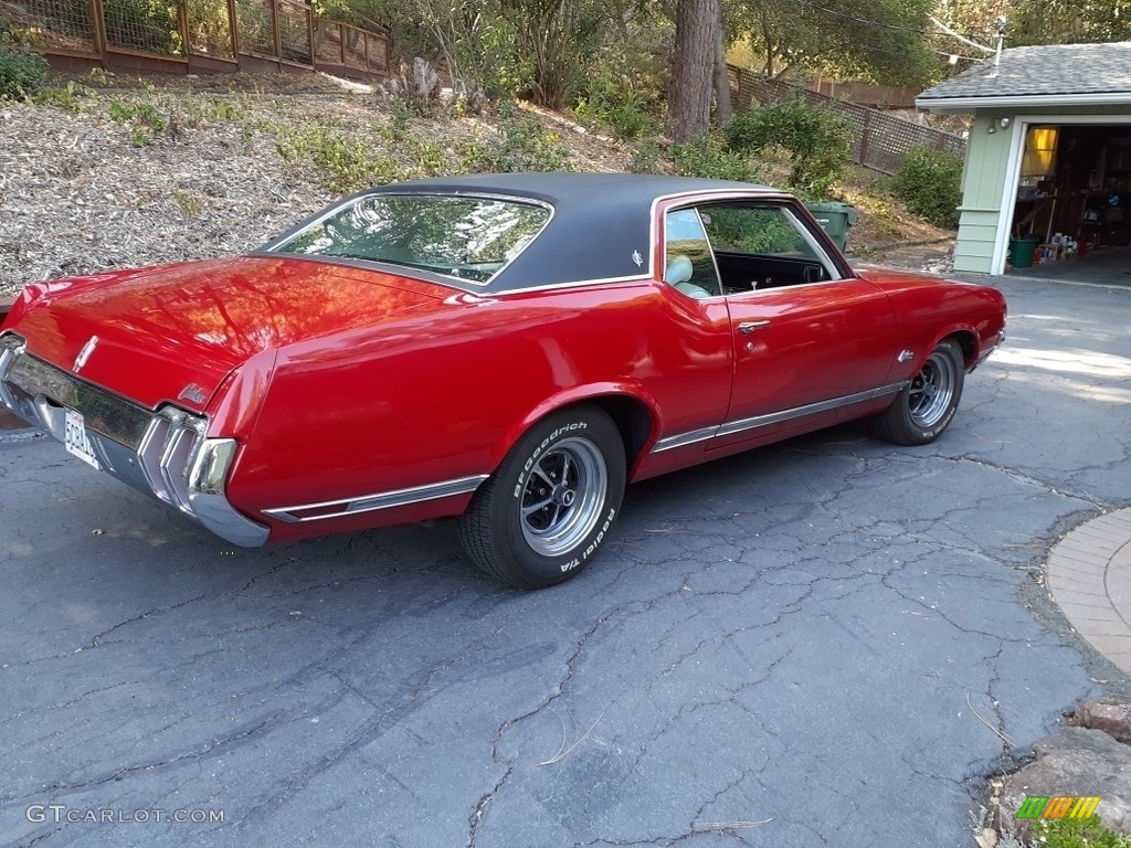 Matador Red 1970 Oldsmobile Cutlass Supreme Hardtop Coupe Exterior Photo #143259880