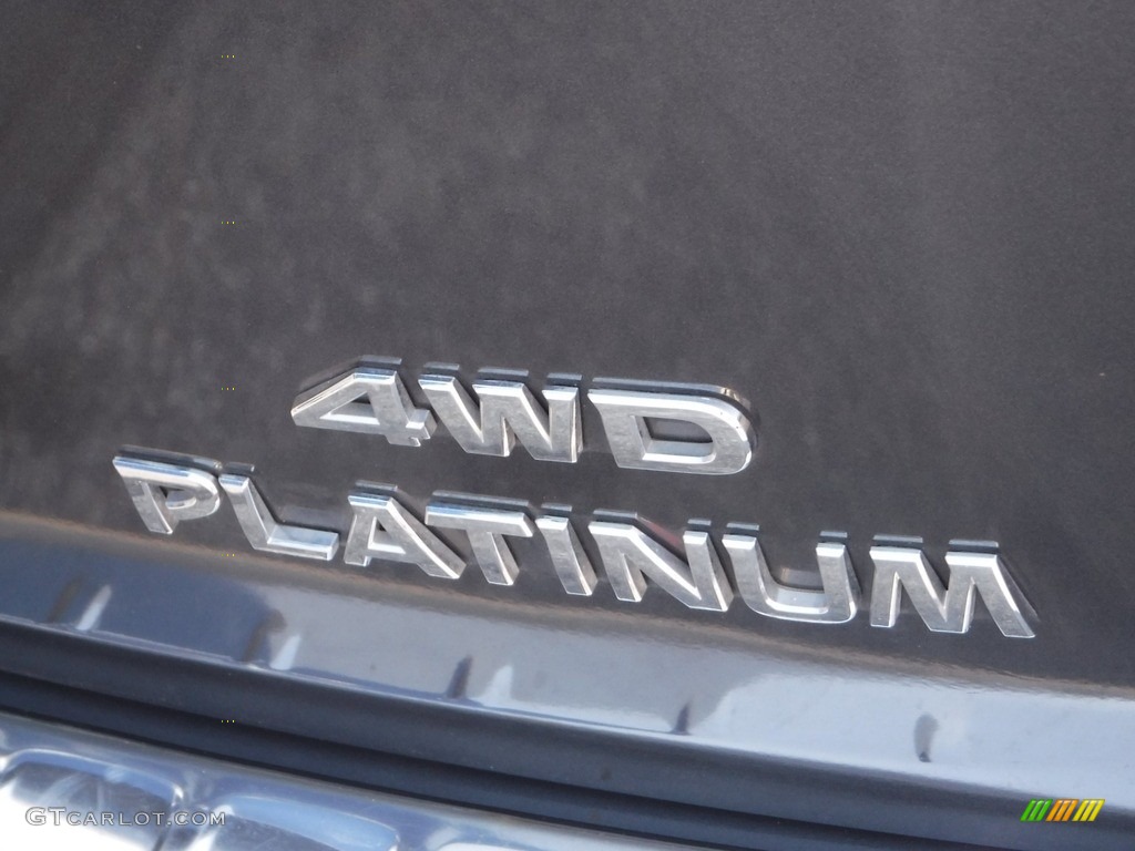 2013 Pathfinder Platinum 4x4 - Dark Slate / Charcoal photo #9