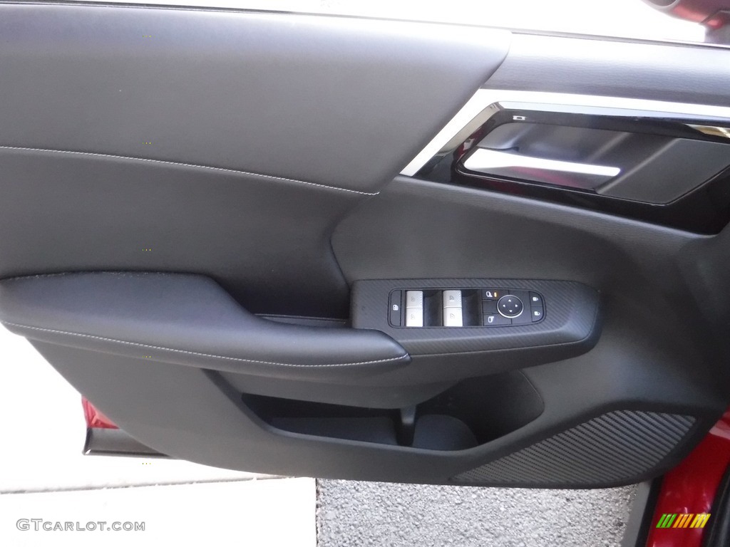 2022 Mitsubishi Outlander SE S-AWC Door Panel Photos