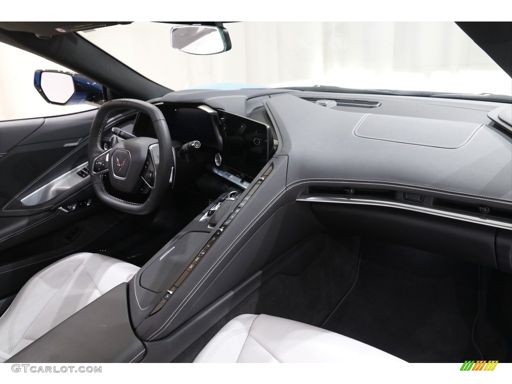 2020 Chevrolet Corvette Stingray Coupe Jet Black/Sky Cool Gray Dashboard Photo #143261257
