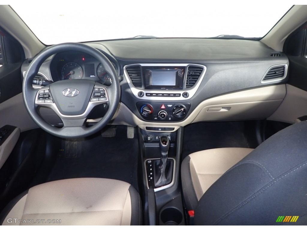 2020 Accent SE - Pomegranate Red / Beige photo #24