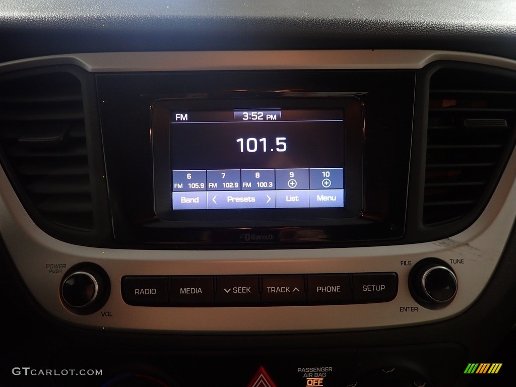 2020 Accent SE - Pomegranate Red / Beige photo #26
