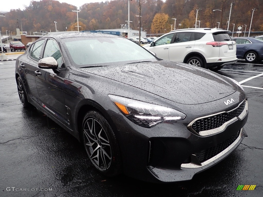 2022 Kia Stinger GT-Line Exterior Photos
