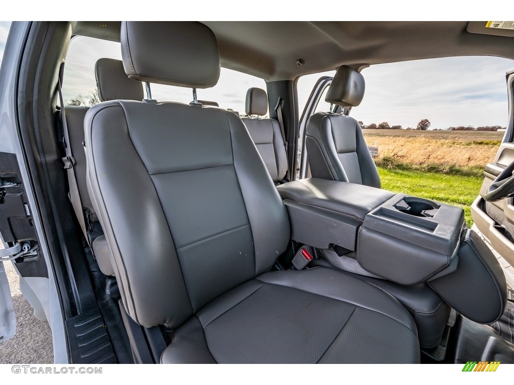 2016 F150 Lariat SuperCab 4x4 - Oxford White / Medium Earth Gray photo #30