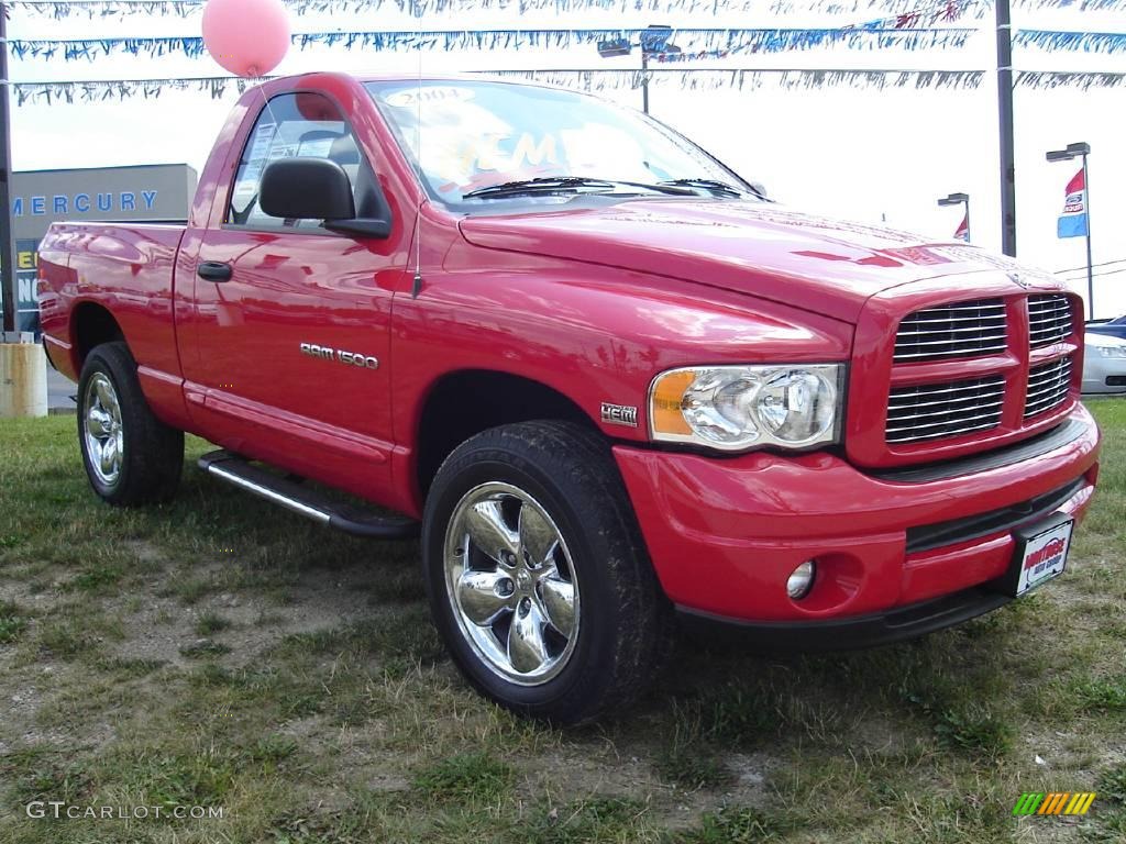 2004 Ram 1500 SLT Regular Cab 4x4 - Flame Red / Dark Slate Gray photo #7