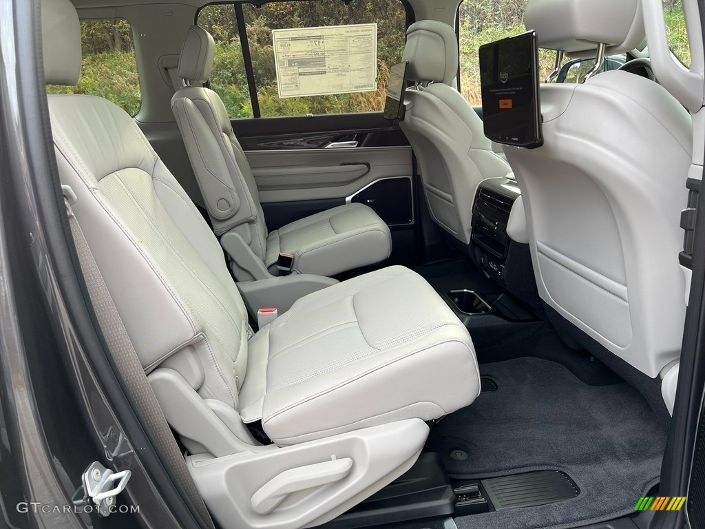 2022 Jeep Wagoneer Series III 4x4 Rear Seat Photo #143267404