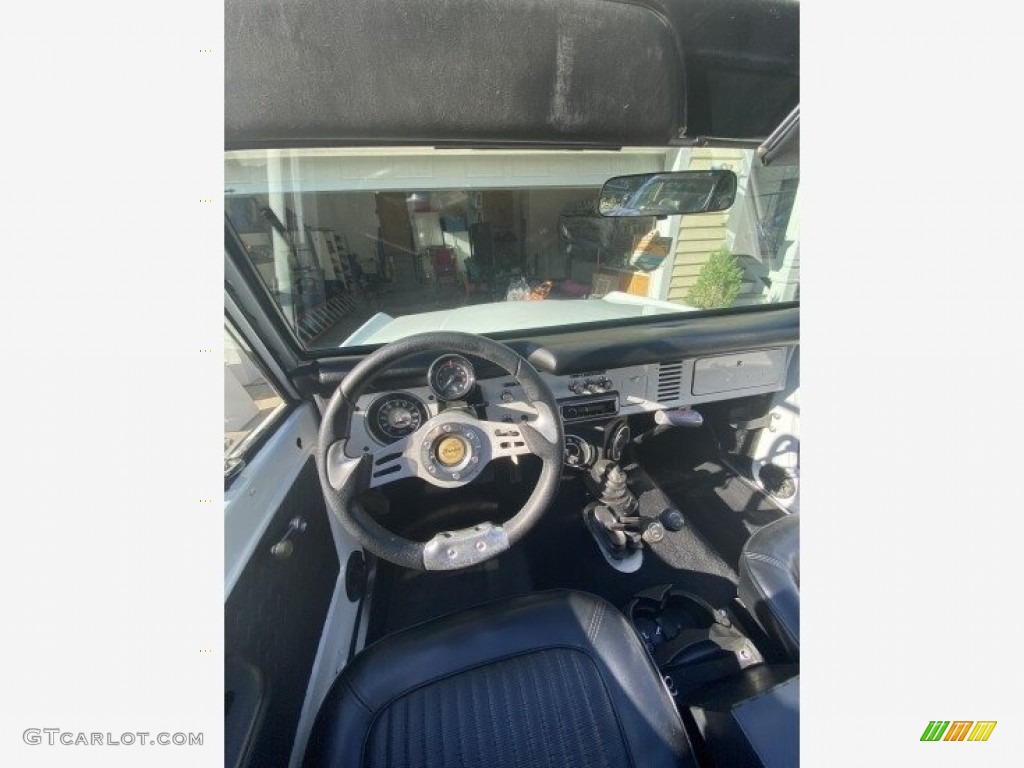 1975 Bronco 4x4 - Wimbledon White / Black photo #53