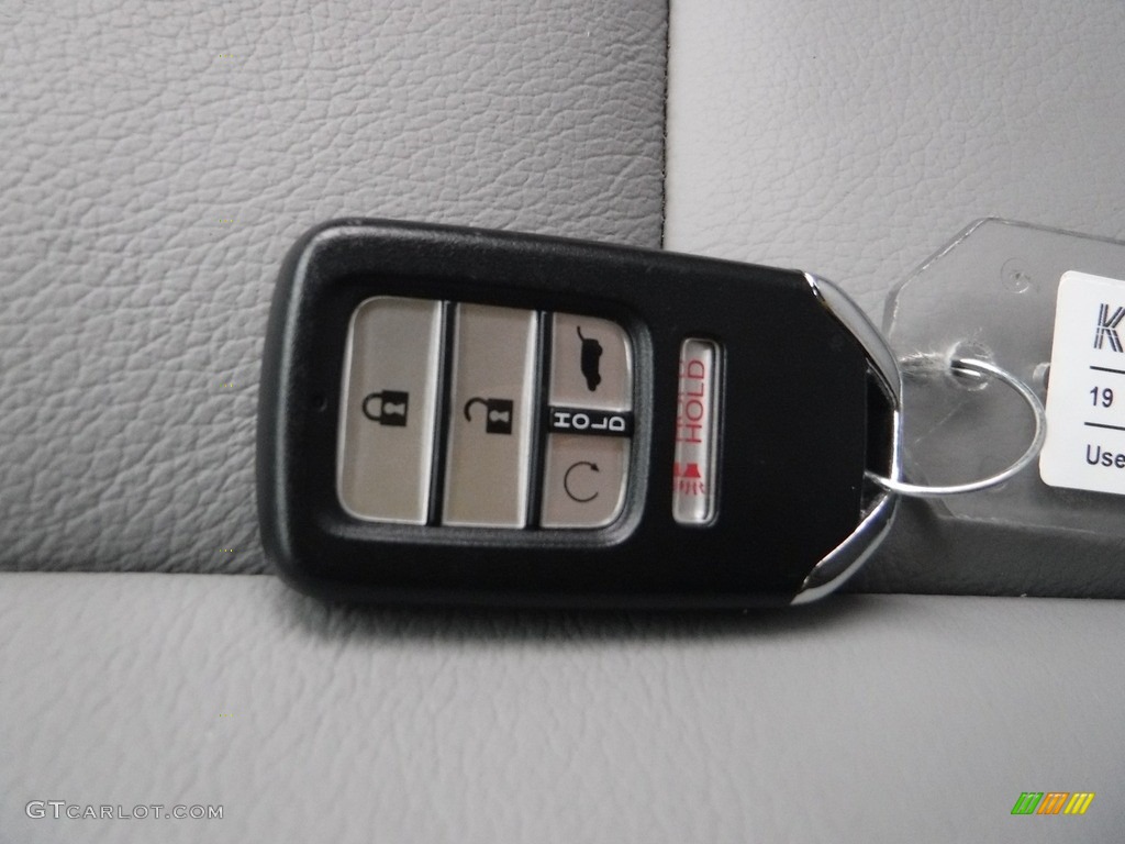 2019 Pilot EX-L AWD - Lunar Silver Metallic / Gray photo #30