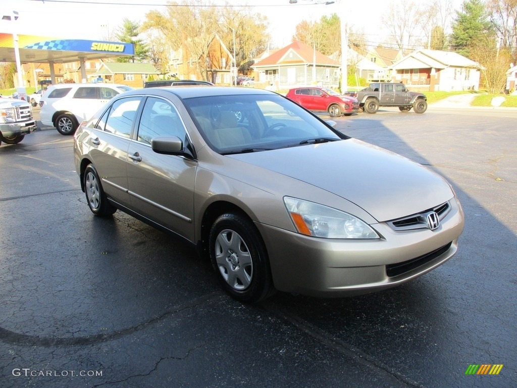 2005 Accord LX Sedan - Desert Mist Metallic / Ivory photo #5
