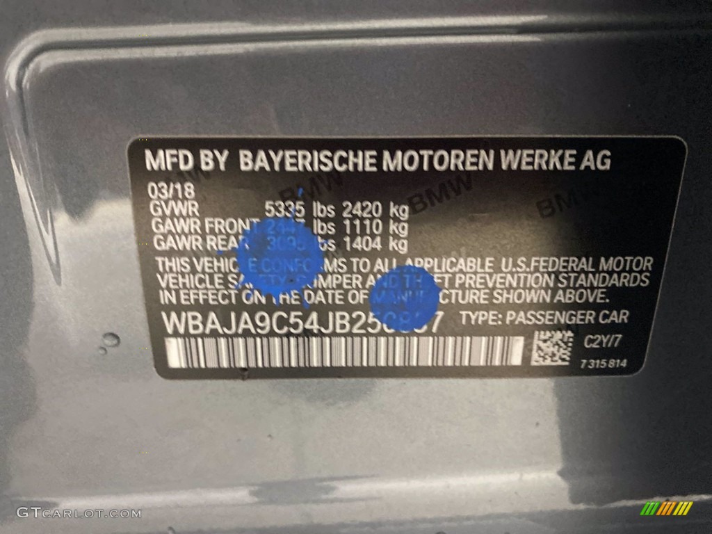 2018 5 Series 530e iPerfomance Sedan - Mediterranean Blue Metallic / Black photo #37