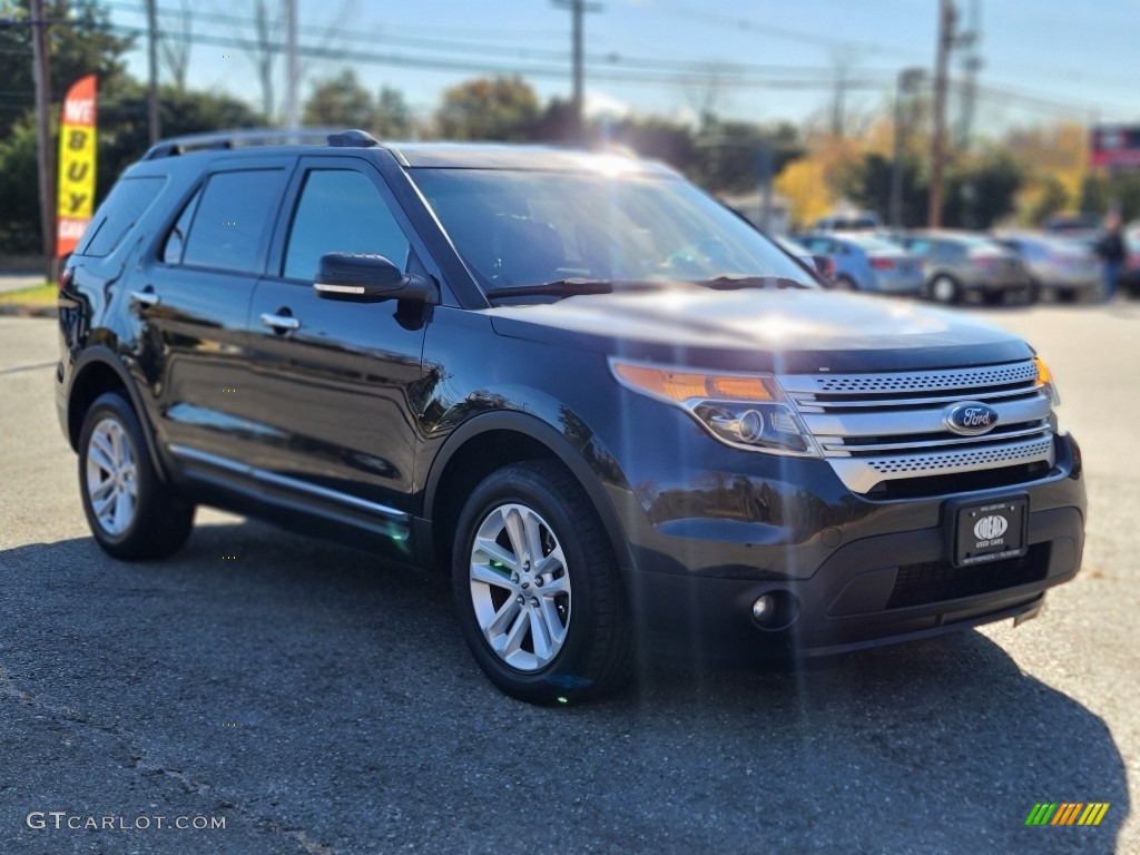 2015 Explorer XLT 4WD - Tuxedo Black / Charcoal Black photo #7