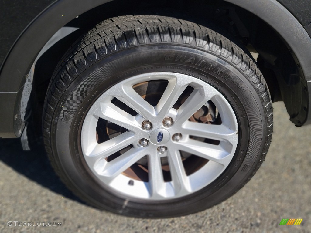 2015 Explorer XLT 4WD - Tuxedo Black / Charcoal Black photo #32
