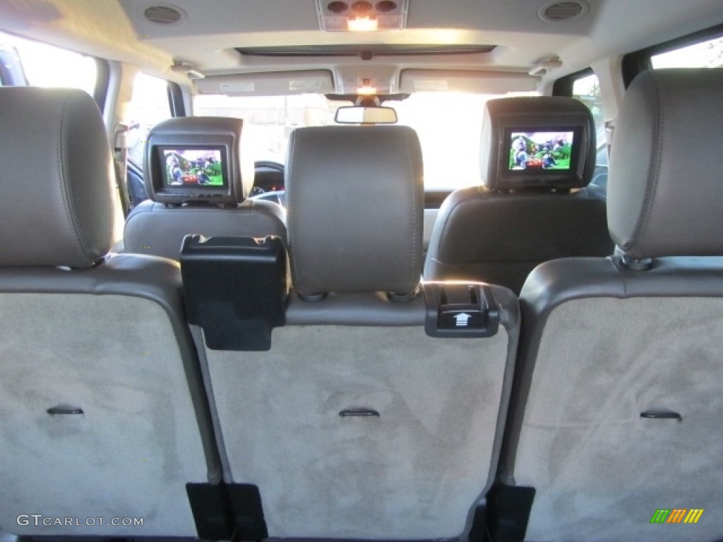2016 Land Rover LR4 HSE LUX Entertainment System Photo #143276571