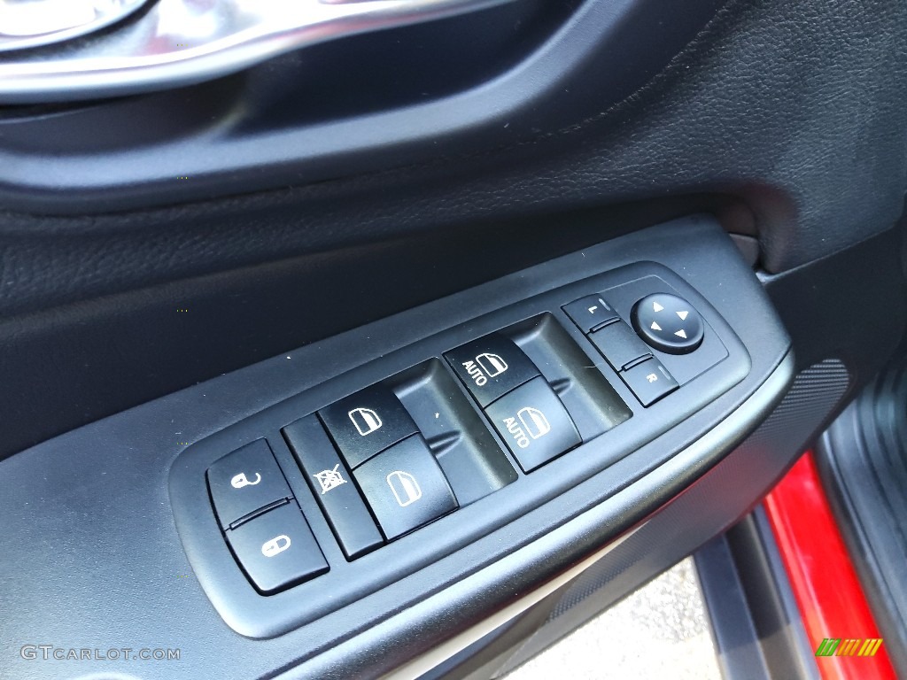 2019 Cherokee Trailhawk 4x4 - Firecracker Red / Black photo #14
