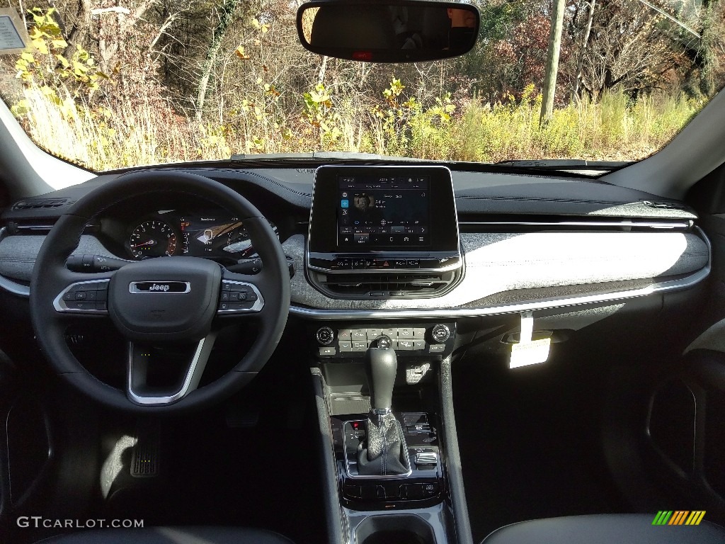 2022 Jeep Compass Latitude 4x4 Black Dashboard Photo #143277324