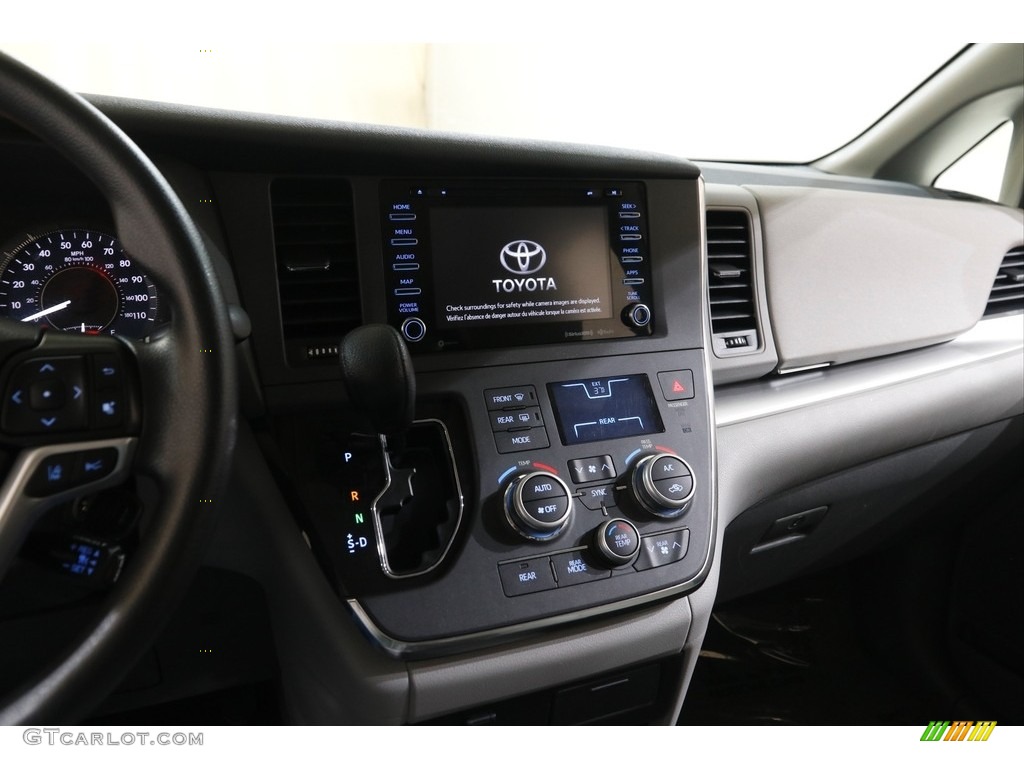 2019 Sienna LE - Midnight Black Metallic / Ash photo #9
