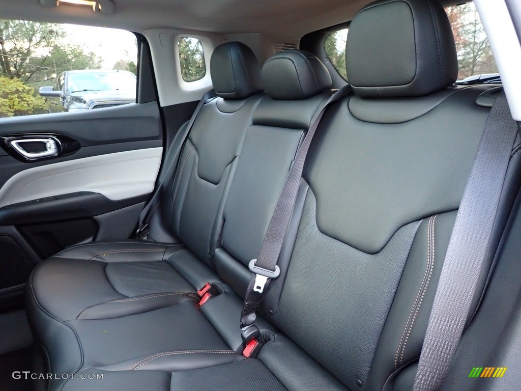 2022 Jeep Compass Limited 4x4 Rear Seat Photo #143278528