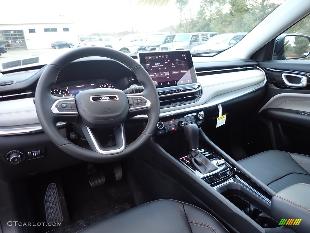 Black Interior 2022 Jeep Compass Limited 4x4 Photo #143278547