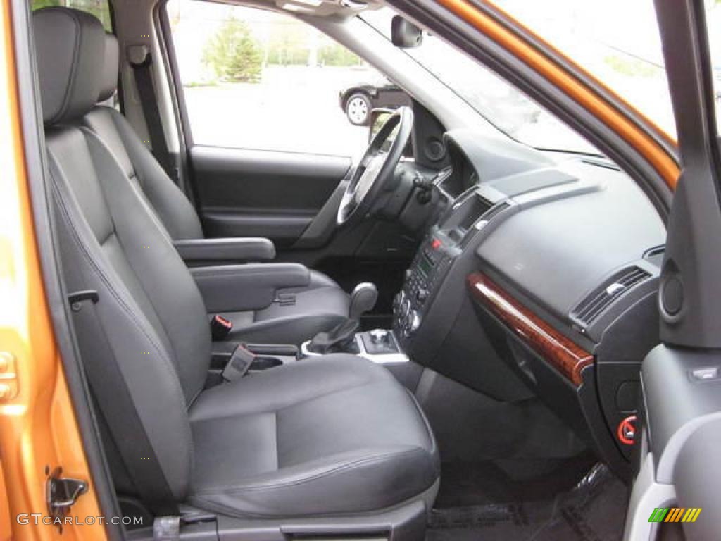 2008 LR2 SE - Tambora Flame Orange / Ebony Black photo #13